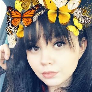 Meet your Posher, Julia